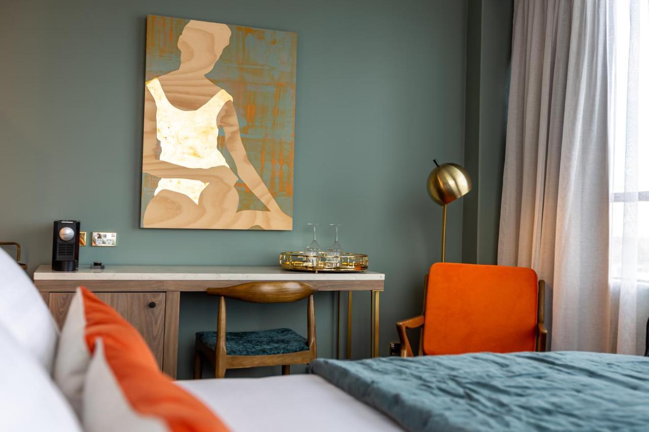 The Muse Christchurch Art Hotel エクステリア 写真